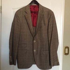 Brunello Cucinelli blazer have a reputation of their own.  Quality, Quality!!